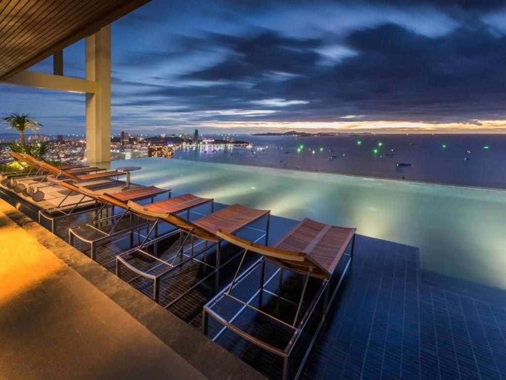 芭提雅fnb Central 无边泳池 Pattaya Exterior photo